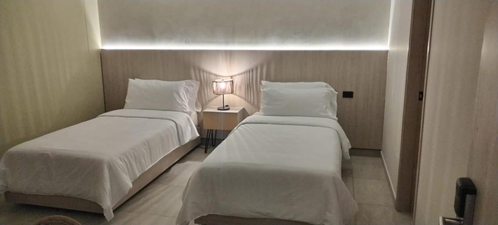 Sonata 44 Hotel Laureles Медельин Экстерьер фото