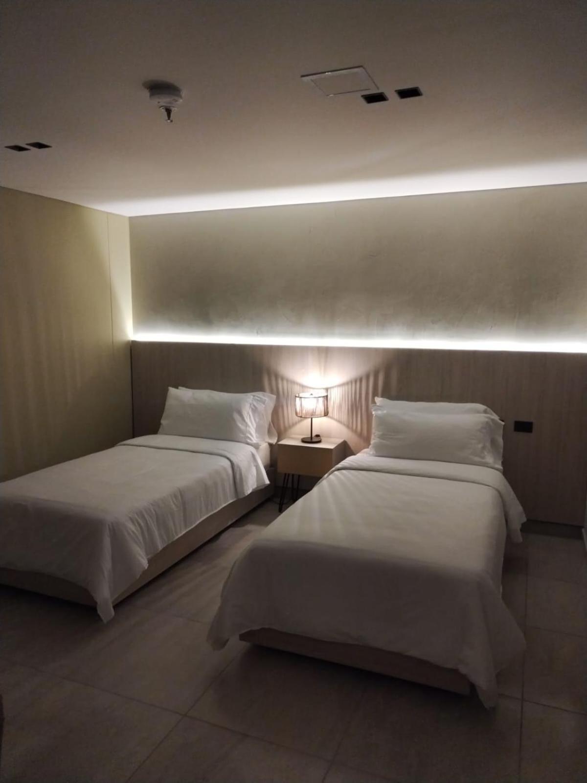 Sonata 44 Hotel Laureles Медельин Экстерьер фото