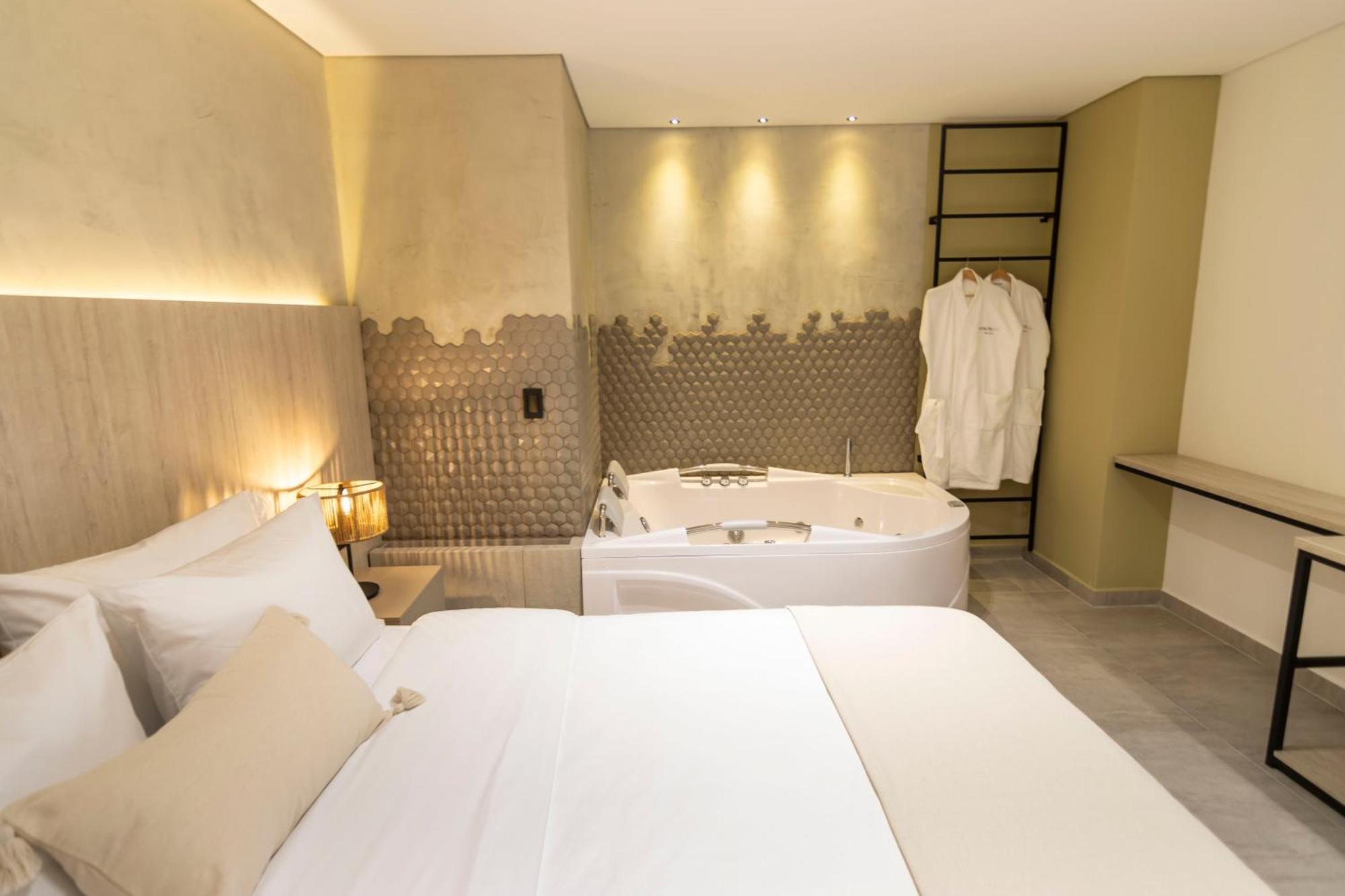 Sonata 44 Hotel Laureles Медельин Экстерьер фото