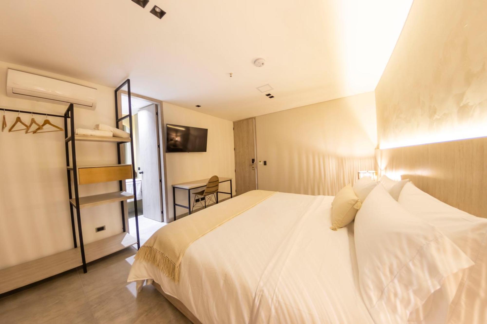 Sonata 44 Hotel Laureles Медельин Экстерьер фото
