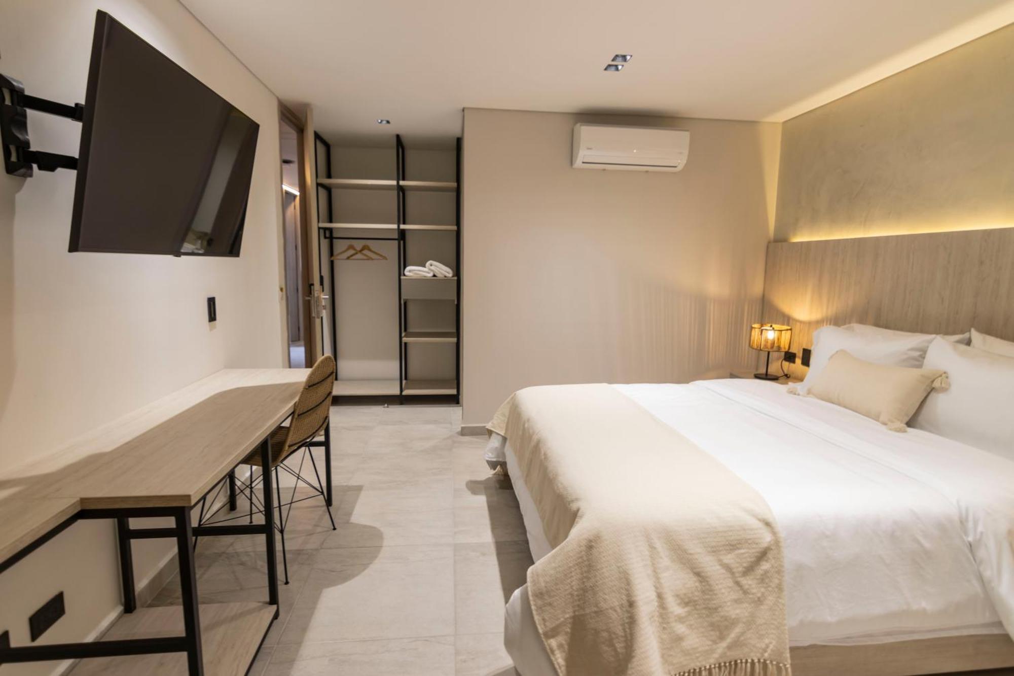 Sonata 44 Hotel Laureles Медельин Экстерьер фото